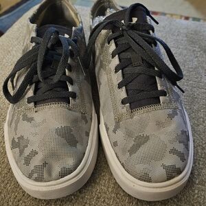 Under Armour Gray Camo Men's Sneakers